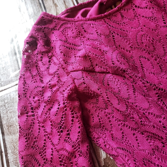 IZ Buyer Dress - Picture 2 of 6